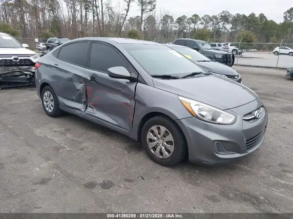 KMHCT4AE5HU327628 2017 HYUNDAI ACCENT - Image 1