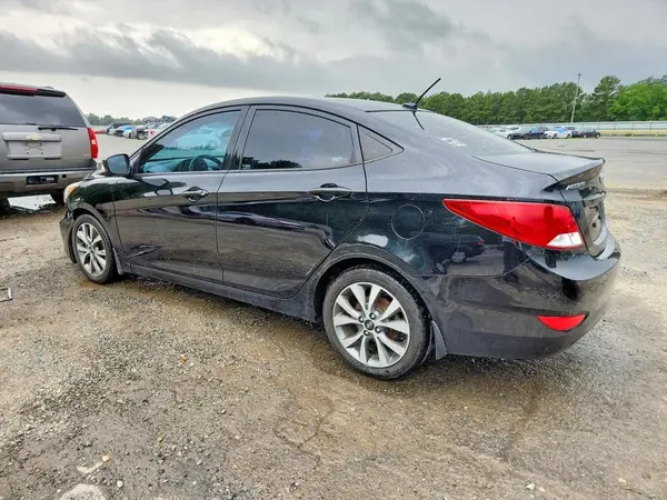 KMHCT4AE5HU339200 2017 HYUNDAI ACCENT - Image 2