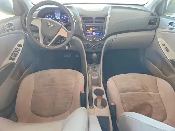 KMHCT4AE5HU340119 2017 HYUNDAI ACCENT - Image 8