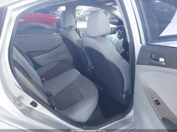 KMHCT4AE5HU340167 2017 HYUNDAI ACCENT - Image 8