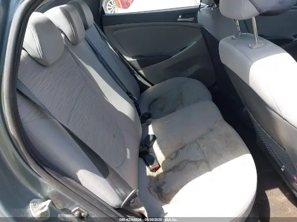 KMHCT4AE5HU353906 2017 HYUNDAI ACCENT - Image 8