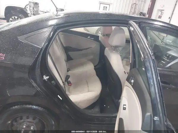 KMHCT4AE5HU355624 2017 HYUNDAI ACCENT - Image 8