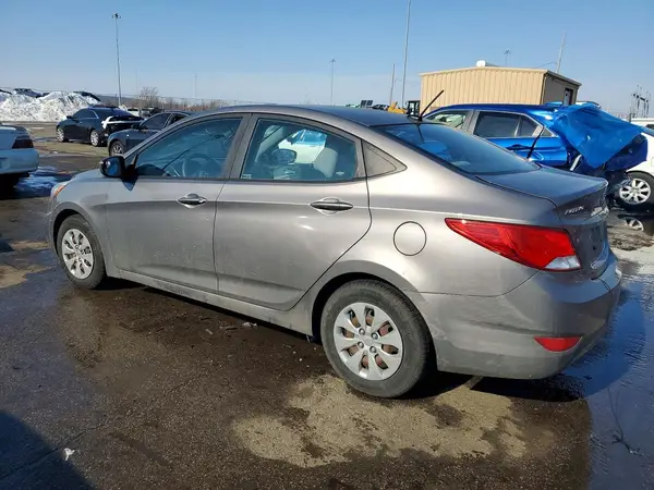 KMHCT4AE5HU357504 2017 HYUNDAI ACCENT - Image 2