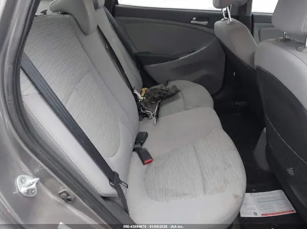 KMHCT4AE5HU363092 2017 HYUNDAI ACCENT - Image 8