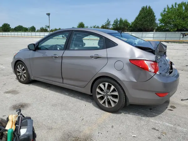 KMHCT4AE5HU371306 2017 HYUNDAI ACCENT - Image 2