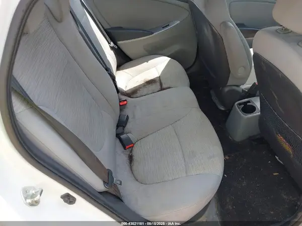 KMHCT4AE5HU374870 2017 HYUNDAI ACCENT - Image 8