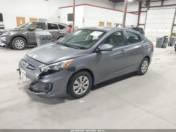 KMHCT4AE6GU003537 2016 HYUNDAI ACCENT - Image 2