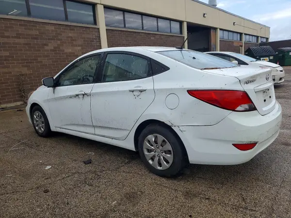 KMHCT4AE6GU018328 2016 HYUNDAI ACCENT - Image 2