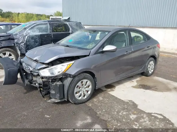KMHCT4AE6GU019639 2016 HYUNDAI ACCENT - Image 2