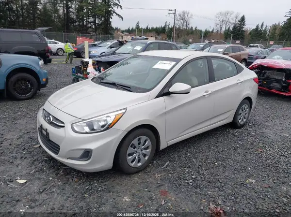 KMHCT4AE6GU030432 2016 HYUNDAI ACCENT - Image 2