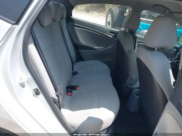 KMHCT4AE6GU041463 2016 HYUNDAI ACCENT - Image 8
