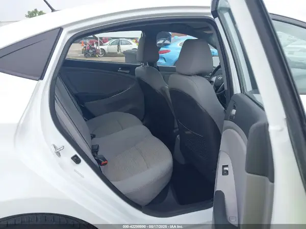 KMHCT4AE6GU059915 2016 HYUNDAI ACCENT - Image 8