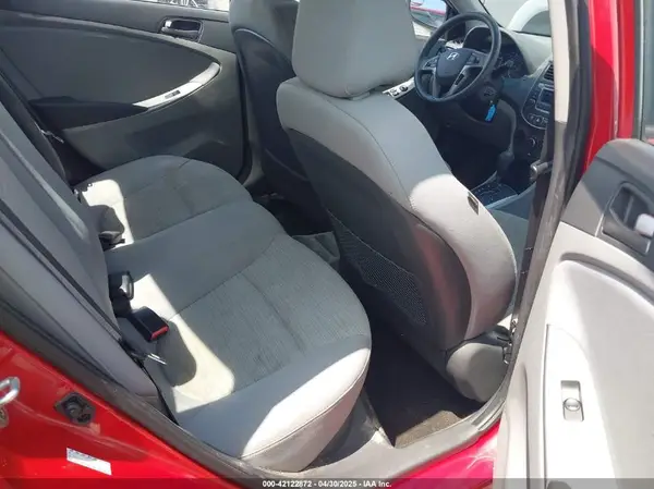 KMHCT4AE6GU067173 2016 HYUNDAI ACCENT - Image 8