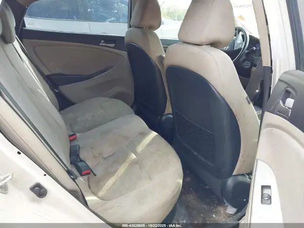 KMHCT4AE6GU090890 2016 HYUNDAI ACCENT - Image 8