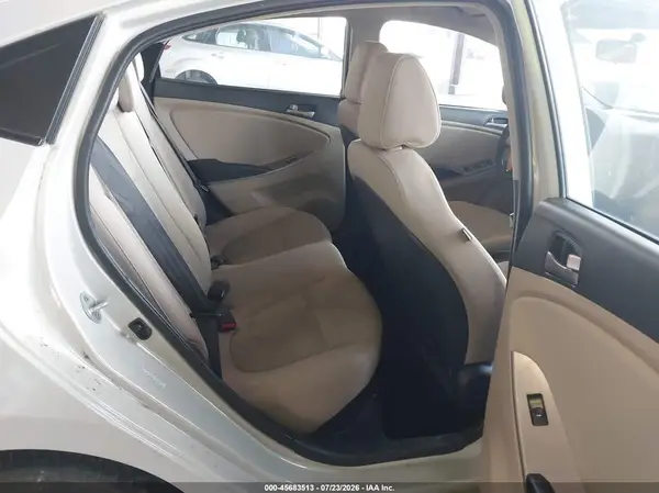 KMHCT4AE6GU092817 2016 HYUNDAI ACCENT - Image 8