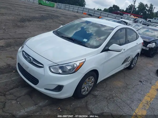 KMHCT4AE6GU123161 2016 HYUNDAI ACCENT - Image 2