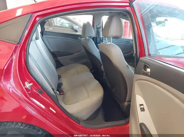 KMHCT4AE6GU135942 2016 HYUNDAI ACCENT - Image 8