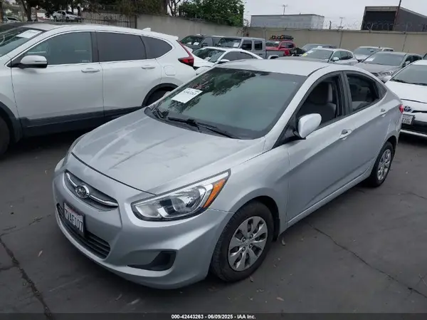KMHCT4AE6GU161019 2016 HYUNDAI ACCENT - Image 2