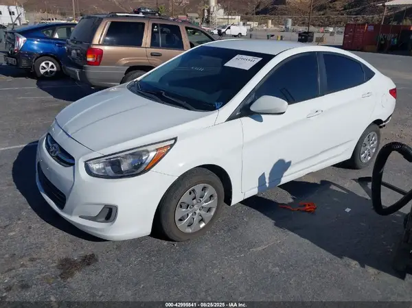 KMHCT4AE6GU955695 2016 HYUNDAI ACCENT - Image 2