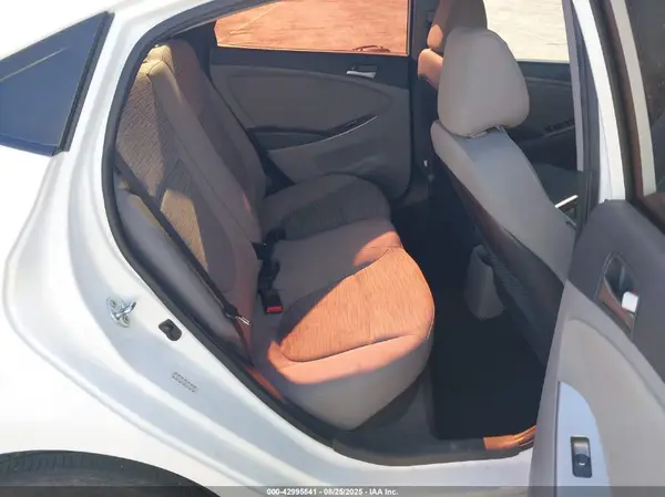 KMHCT4AE6GU955695 2016 HYUNDAI ACCENT - Image 8