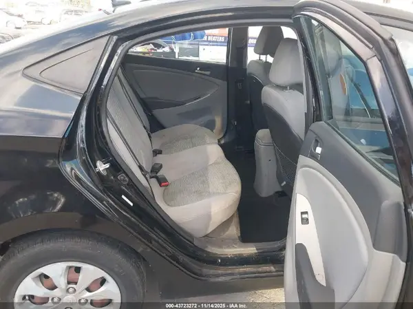 KMHCT4AE6GU975946 2016 HYUNDAI ACCENT - Image 8