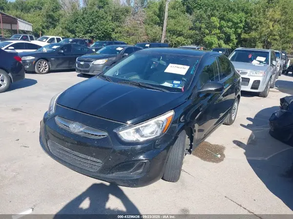 KMHCT4AE6GU977096 2016 HYUNDAI ACCENT - Image 2