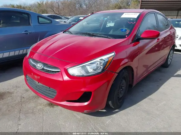 KMHCT4AE6GU977664 2016 HYUNDAI ACCENT - Image 2