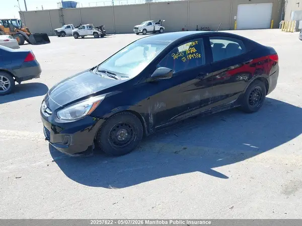 KMHCT4AE6HU184558 2017 HYUNDAI ACCENT - Image 2