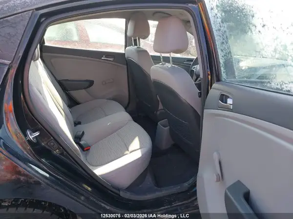 KMHCT4AE6HU202637 2017 HYUNDAI ACCENT - Image 8