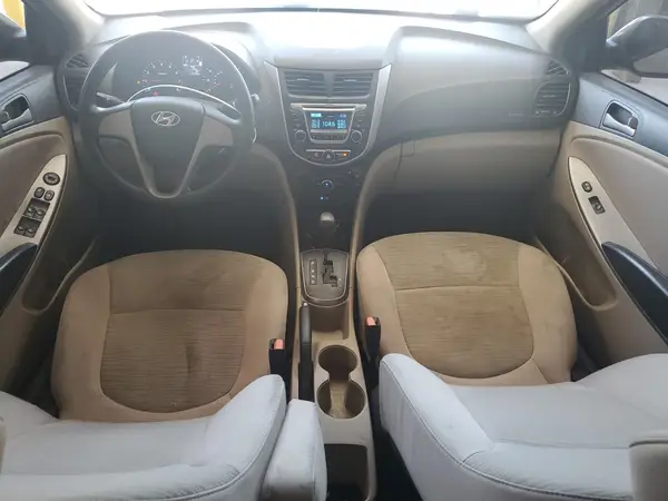 KMHCT4AE6HU202850 2017 HYUNDAI ACCENT - Image 8