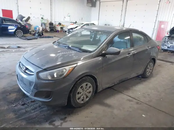 KMHCT4AE6HU206252 2017 HYUNDAI ACCENT - Image 2