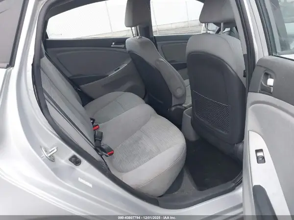 KMHCT4AE6HU209958 2017 HYUNDAI ACCENT - Image 8