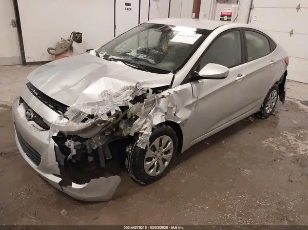 KMHCT4AE6HU219650 2017 HYUNDAI ACCENT - Image 2