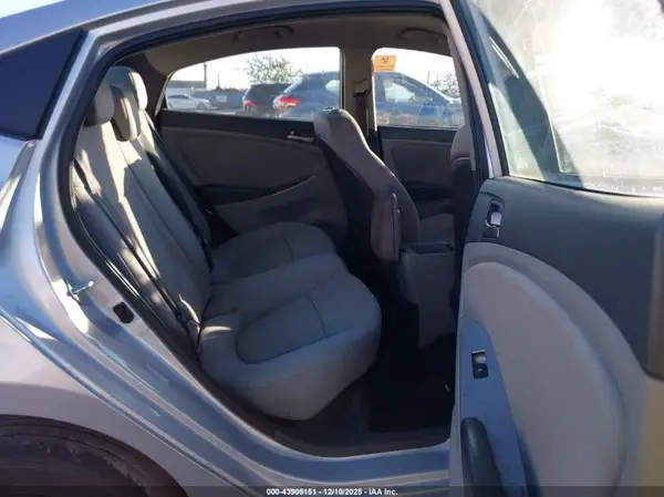 KMHCT4AE6HU225254 2017 HYUNDAI ACCENT - Image 8