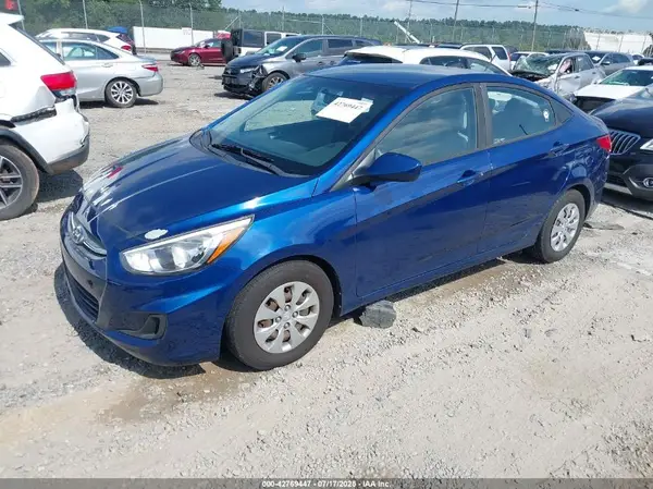 KMHCT4AE6HU236402 2017 HYUNDAI ACCENT - Image 2