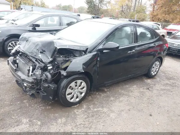 KMHCT4AE6HU264930 2017 HYUNDAI ACCENT - Image 2