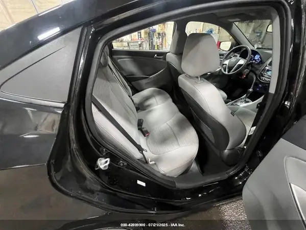 KMHCT4AE6HU275801 2017 HYUNDAI ACCENT - Image 8