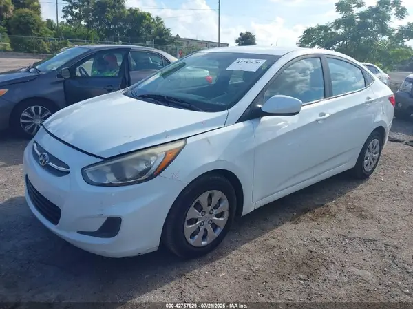 KMHCT4AE6HU278066 2017 HYUNDAI ACCENT - Image 2