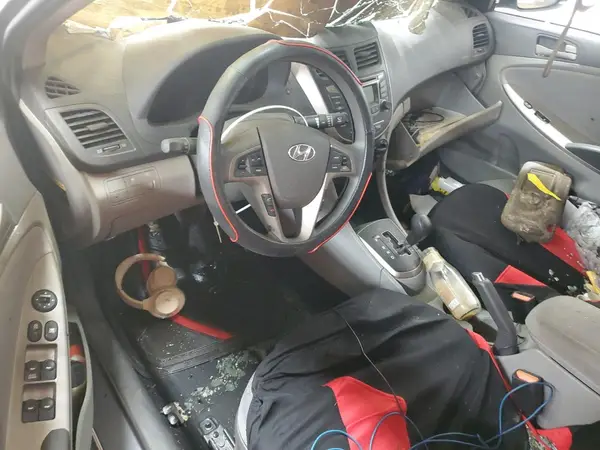 KMHCT4AE6HU284661 2017 HYUNDAI ACCENT - Image 8