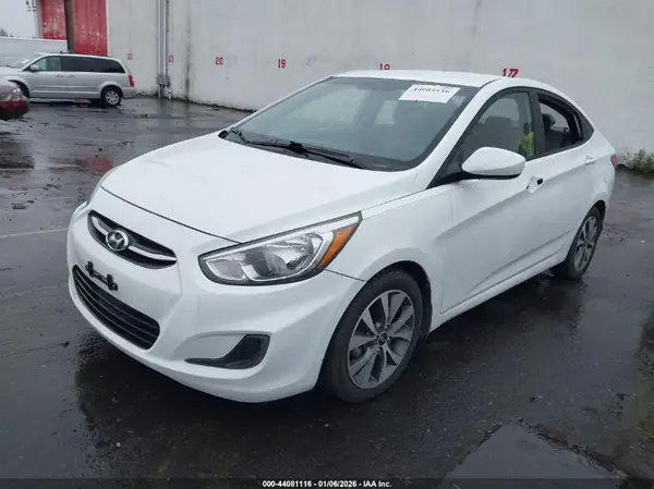 KMHCT4AE6HU285289 2017 HYUNDAI ACCENT - Image 2