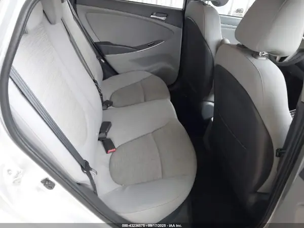 KMHCT4AE6HU286412 2017 HYUNDAI ACCENT - Image 8