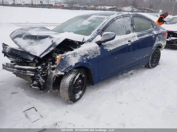 KMHCT4AE6HU295501 2017 HYUNDAI ACCENT - Image 2