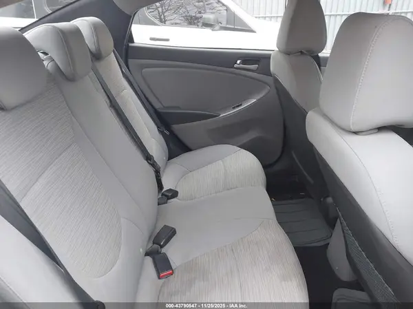 KMHCT4AE6HU310076 2017 HYUNDAI ACCENT - Image 8