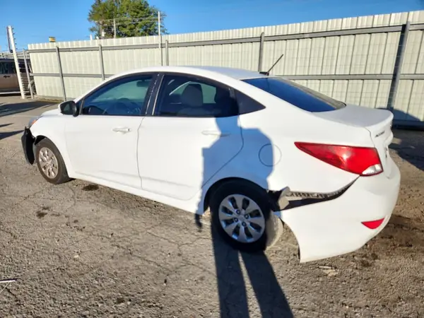 KMHCT4AE6HU319456 2017 HYUNDAI ACCENT - Image 2