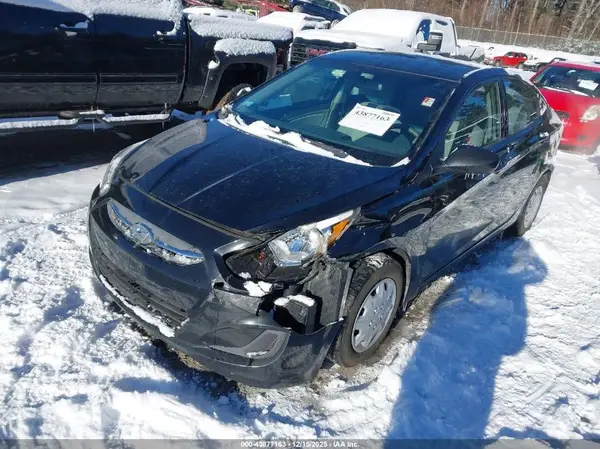 KMHCT4AE6HU327704 2017 HYUNDAI ACCENT - Image 2