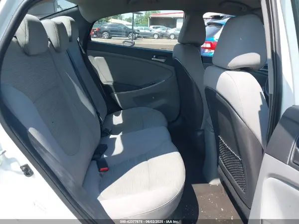 KMHCT4AE6HU332756 2017 HYUNDAI ACCENT - Image 8