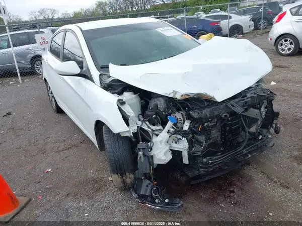 KMHCT4AE6HU351954 2017 HYUNDAI ACCENT - Image 1