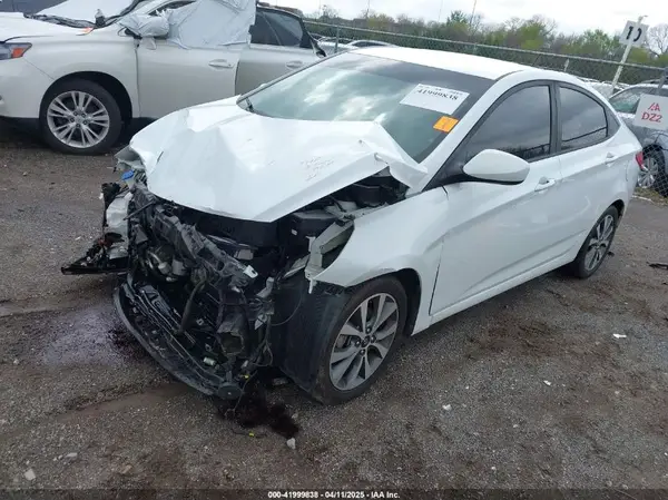 KMHCT4AE6HU351954 2017 HYUNDAI ACCENT - Image 2