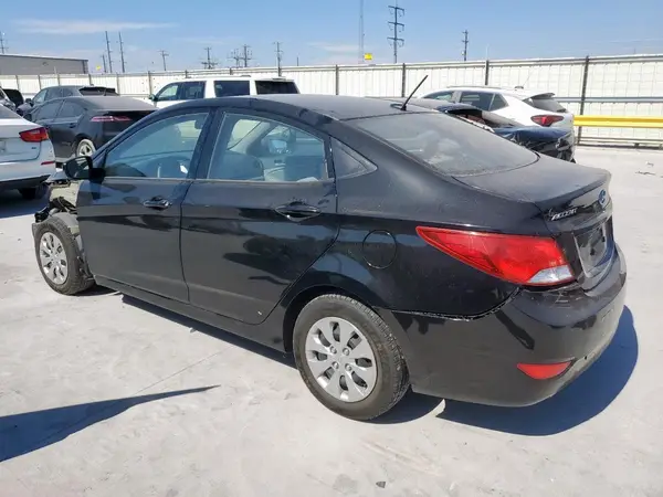 KMHCT4AE6HU353879 2017 HYUNDAI ACCENT - Image 2