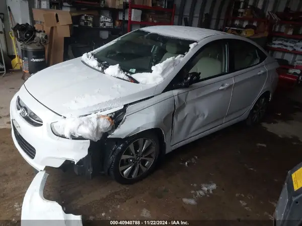 KMHCT4AE6HU361125 2017 HYUNDAI ACCENT - Image 2